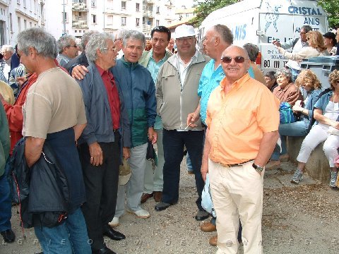 NIMES MAI 2007 LES AMIS DE CARTEAUX 2007 01.jpg